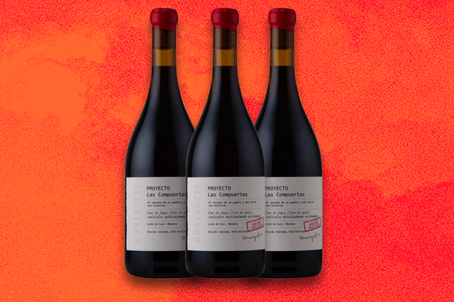 <p>Turn up the romance with this bottle of malbec  </p>