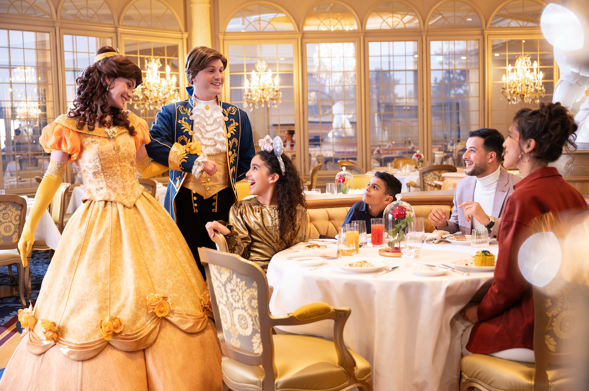 There’s fine-dining like Belle and her Prince in La Table de Lumière