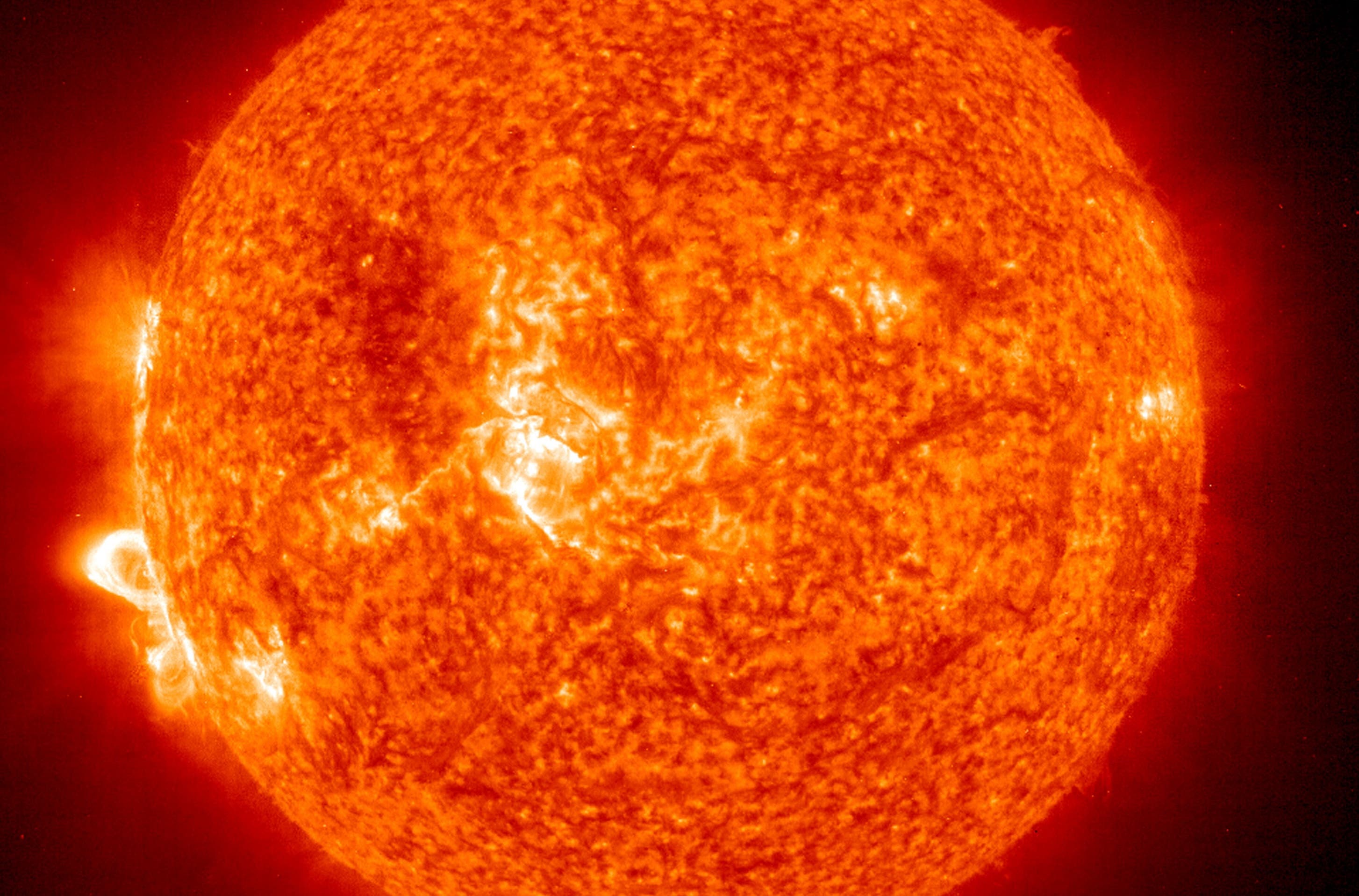 Sun's upcoming violent period could reveal important secret, experts say - Vimarsana News