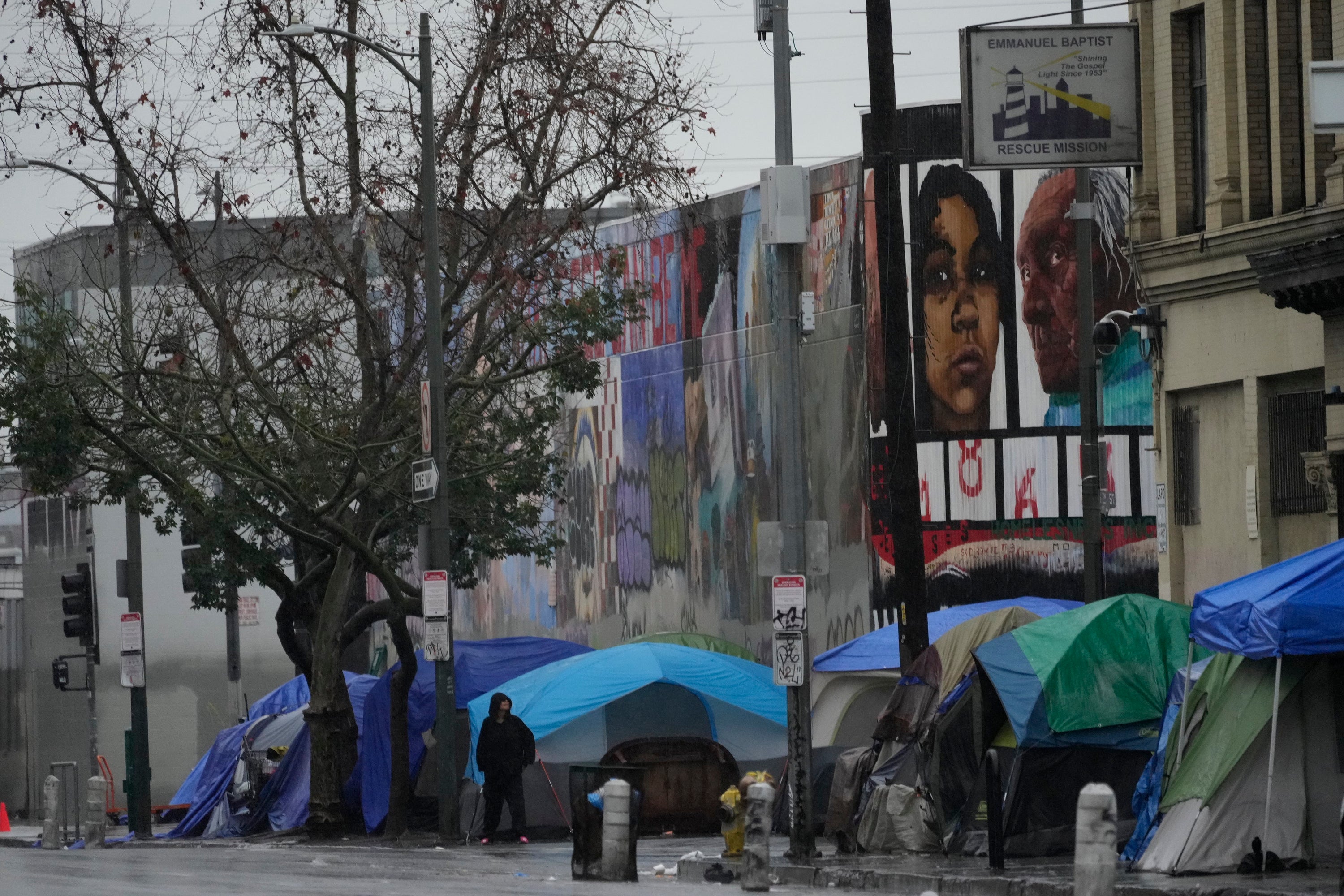 Community organisers say the City of LA’s response to its homeless community during the storms has been ‘abysmal’