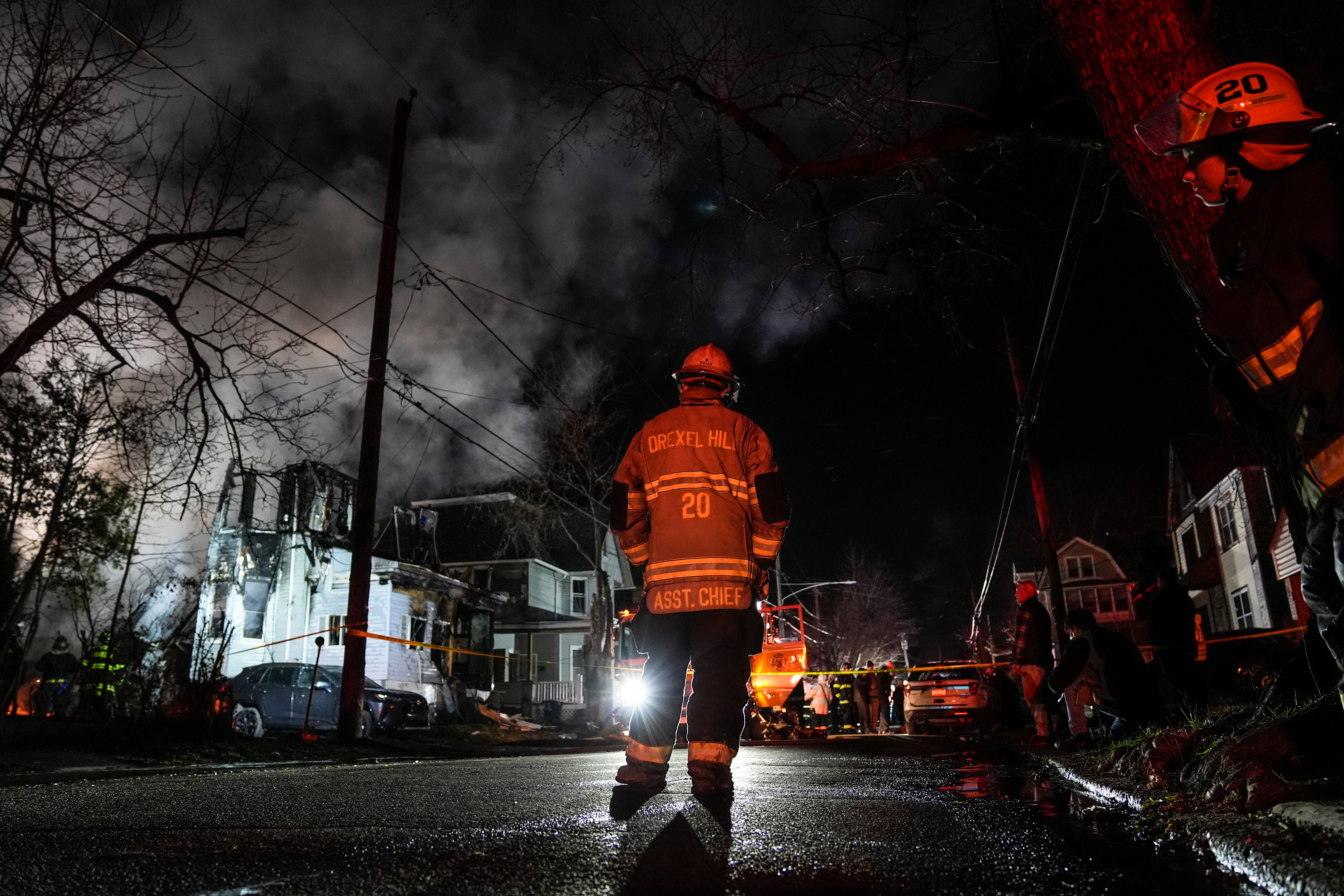 APTOPIX Officers Wounded House Fire