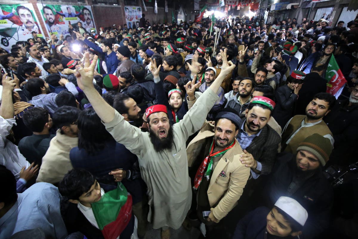 Pakistan election live: Section 144 curfew in Islamabad as Imran Khan’s PTI takes lead