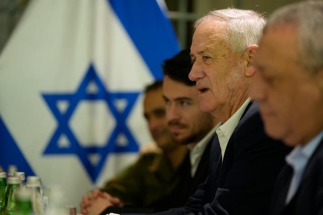 <p>War cabinet minister Benny Gantz has said Israel will launch a ground offensive against Rafah if hostages held by Hamas are not returned by 10 March </p>