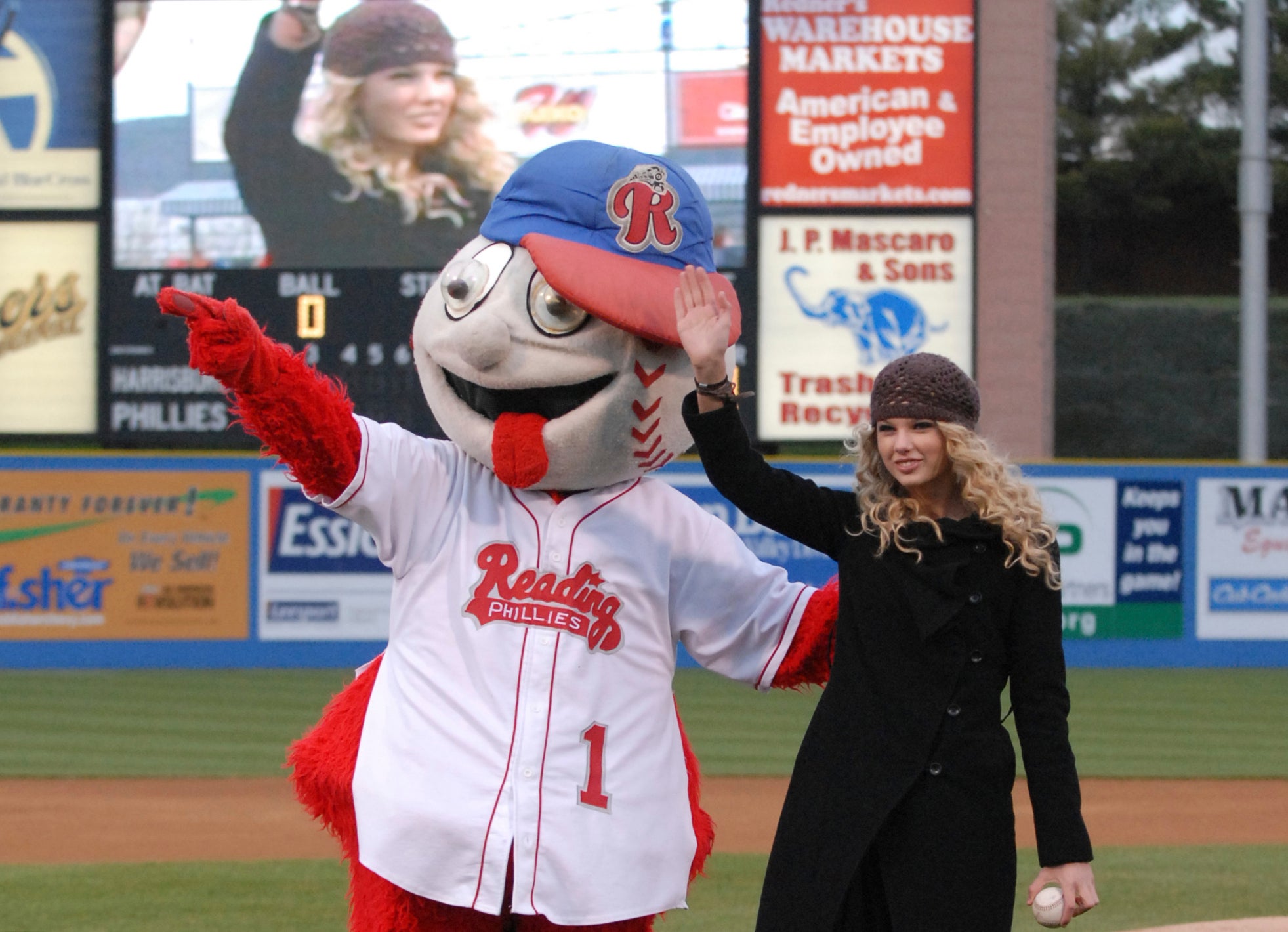 Super Bowl Swift National Anthems