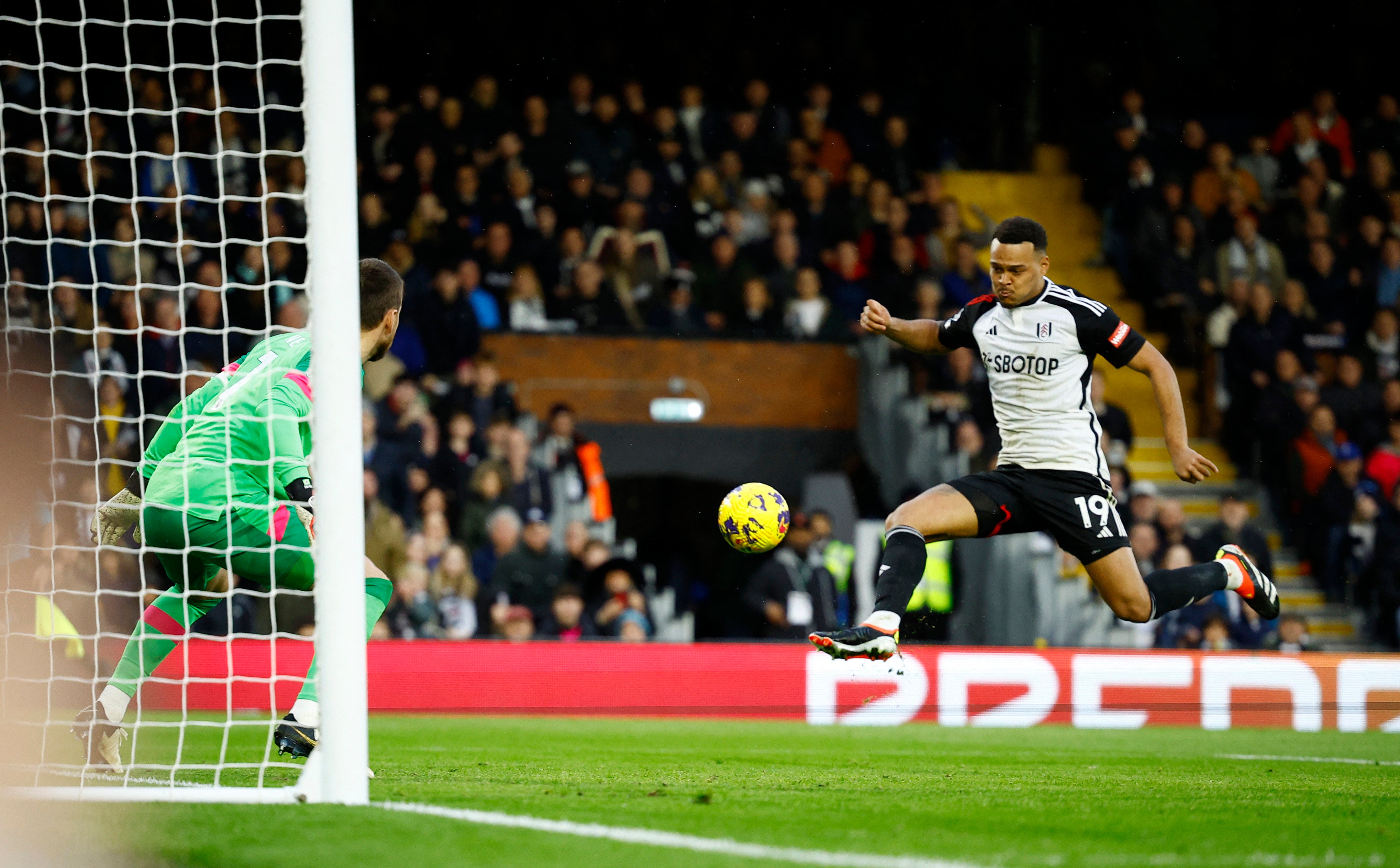 Fulham's Rodrigo Muniz scores their third goal past