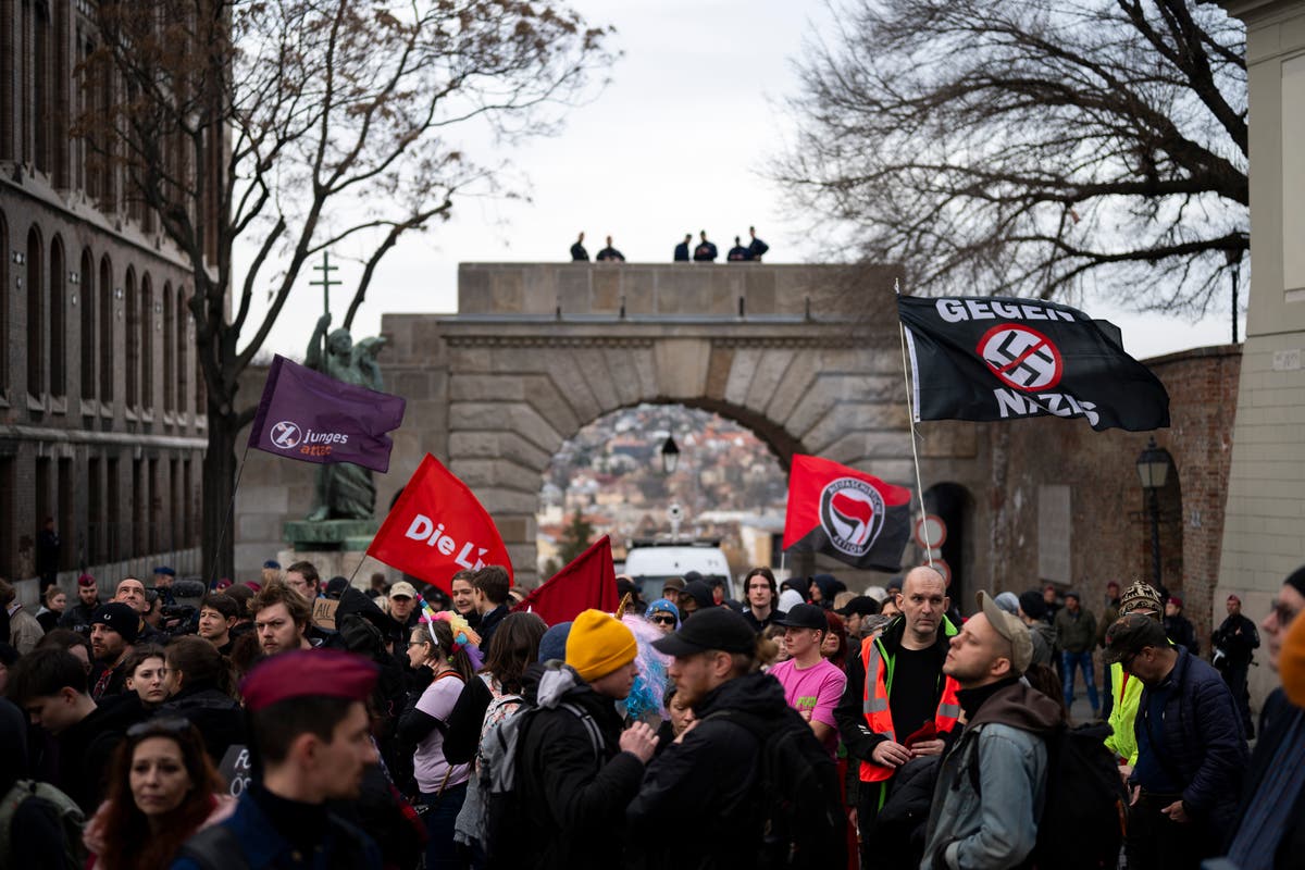 Antifascists gather in Hungary to oppose annual far-right event as Italian activist remains jailed