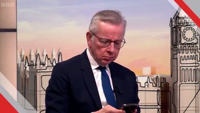 <p>Michael Gove makes awkward phone blunder during live TV interview with Laura Kuenssberg.</p>