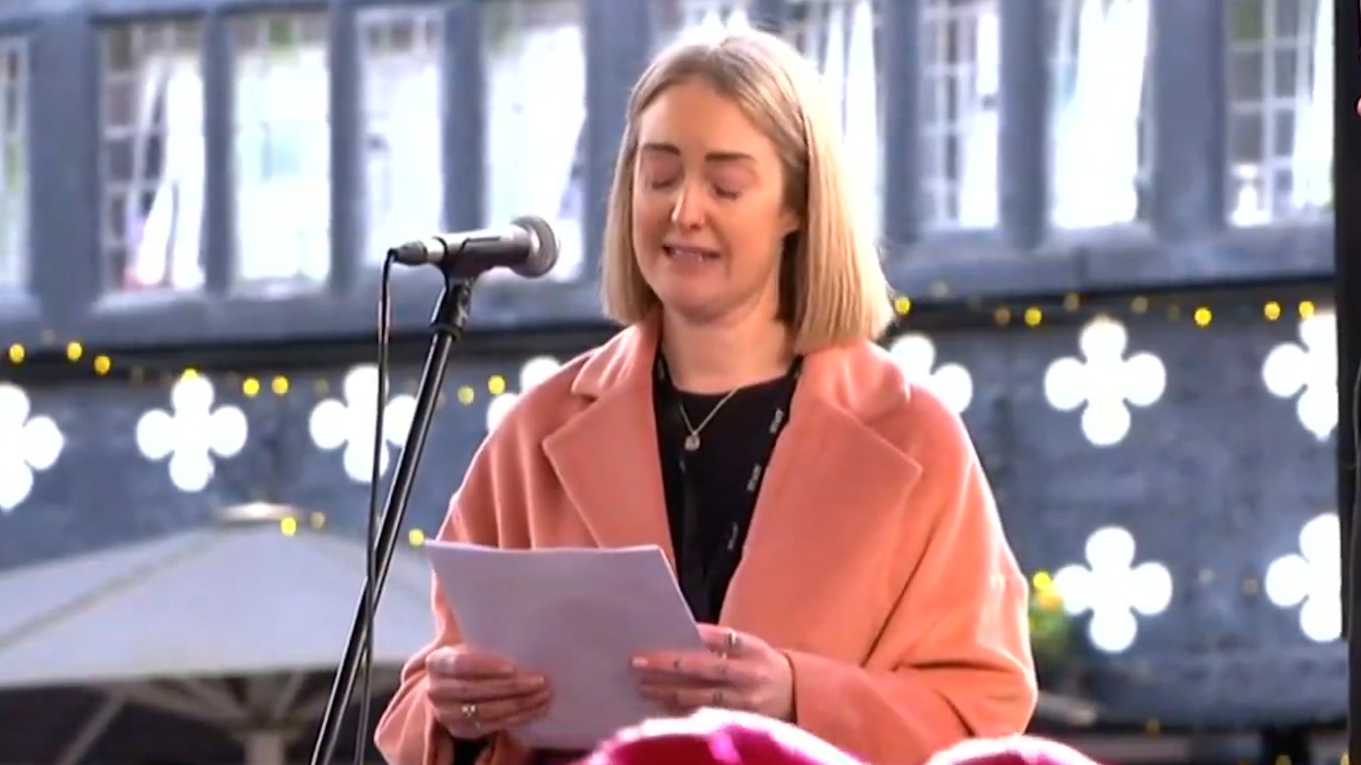 <p>Brianna Ghey's mother makes heartbreaking request at daughter's vigil</p>