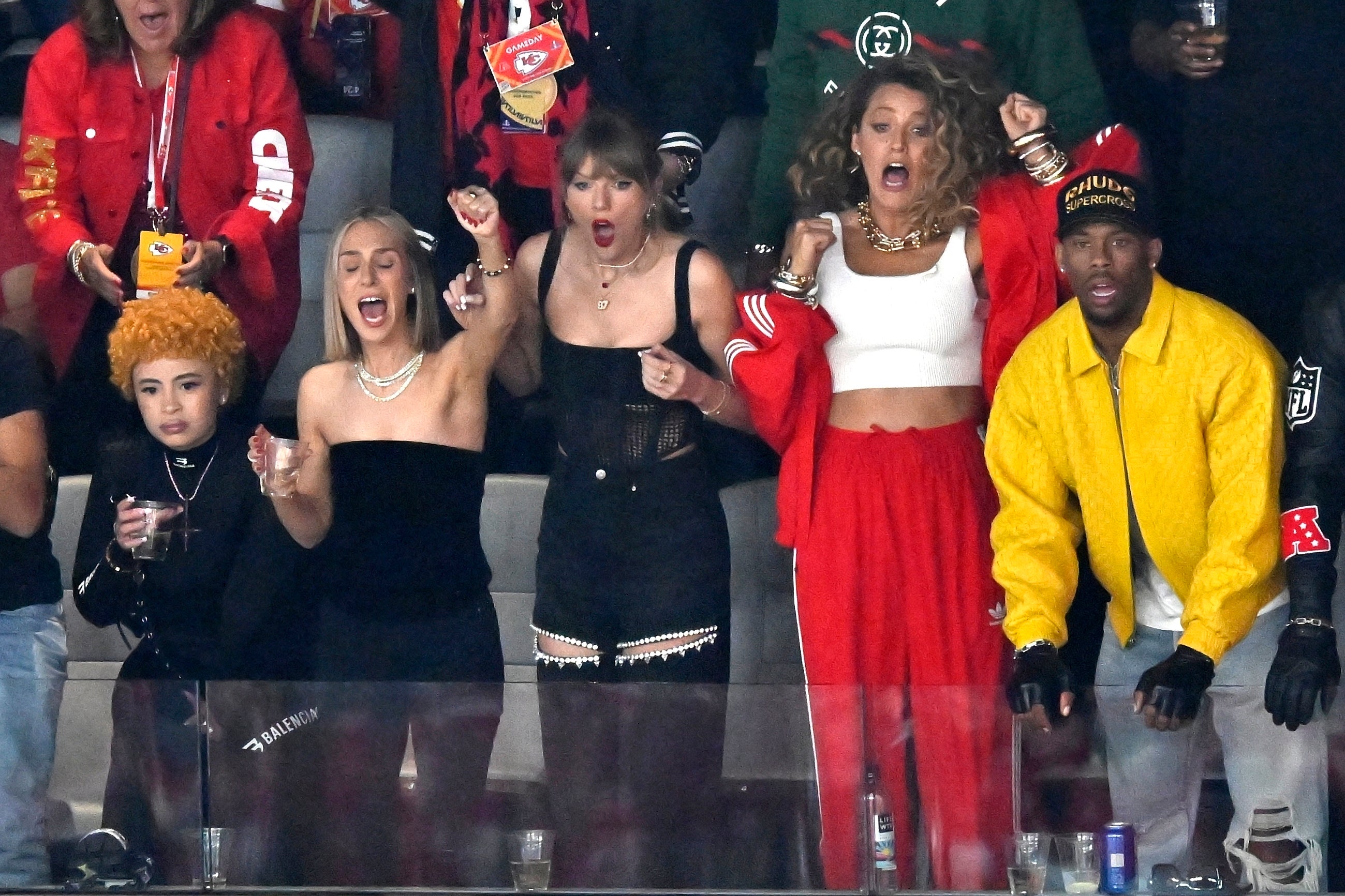 Swift celebrates as the Chiefs win