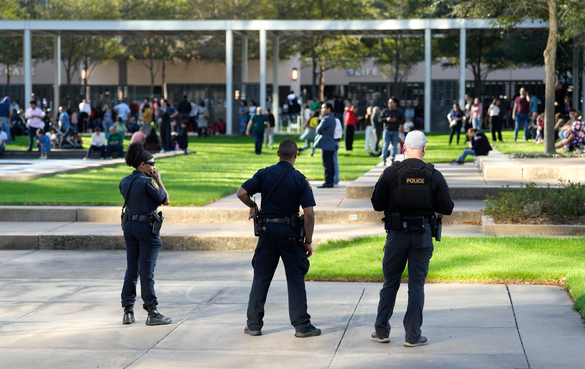 Lakewood Church shooting – updates: Police set presser after woman opens fire at Joel Osteen’s megachurch