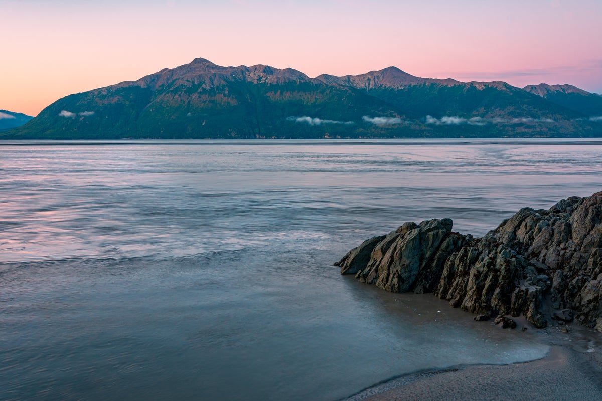 Warning America could face 1000ft ‘mega-tsunami’