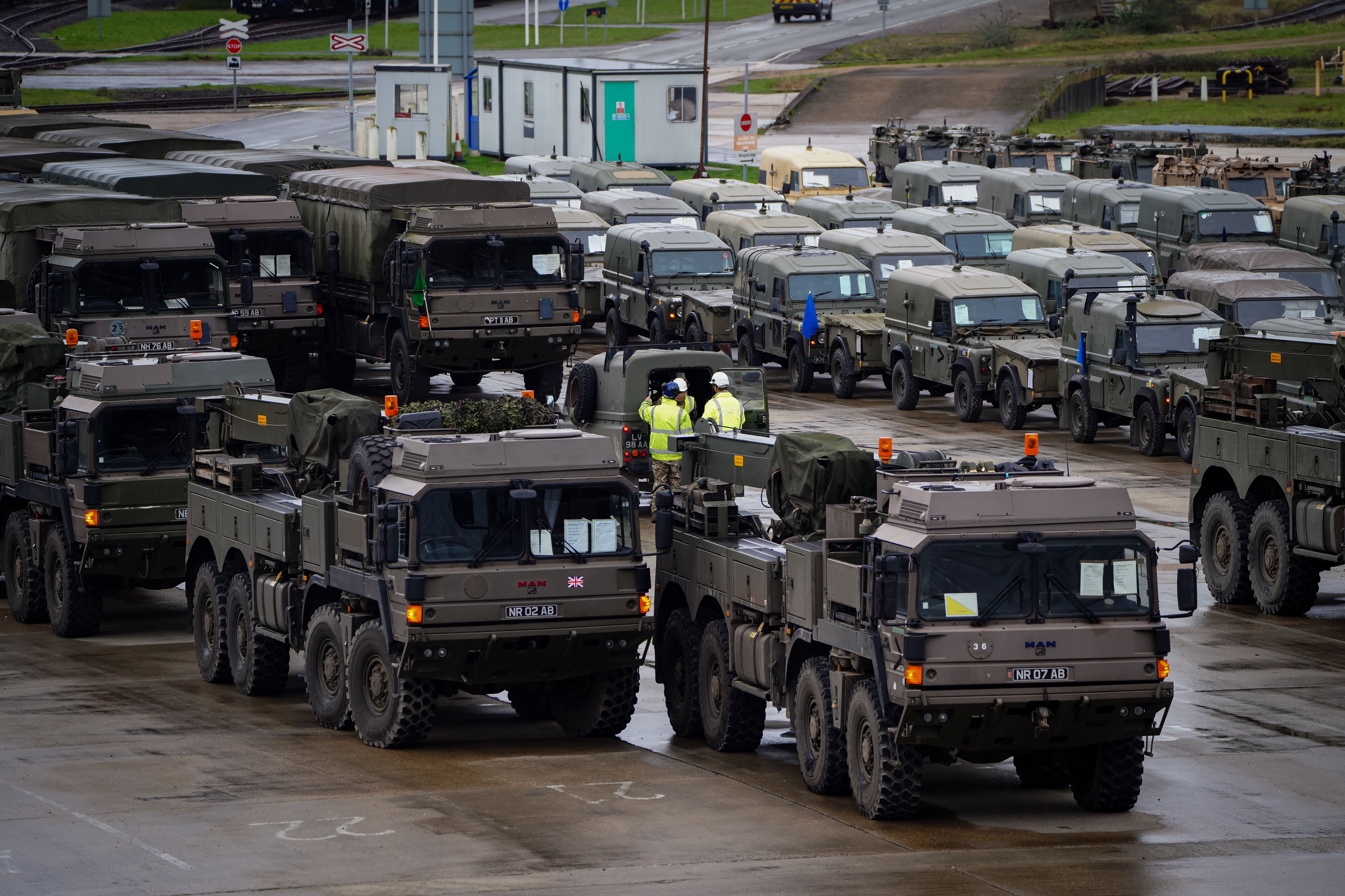 British Army troops and vehicles depart for largest Nato exercise in 40 years