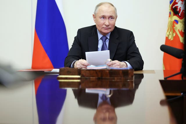 <p>Russian President Vladimir Putin chairs the Security Council meeting </p>