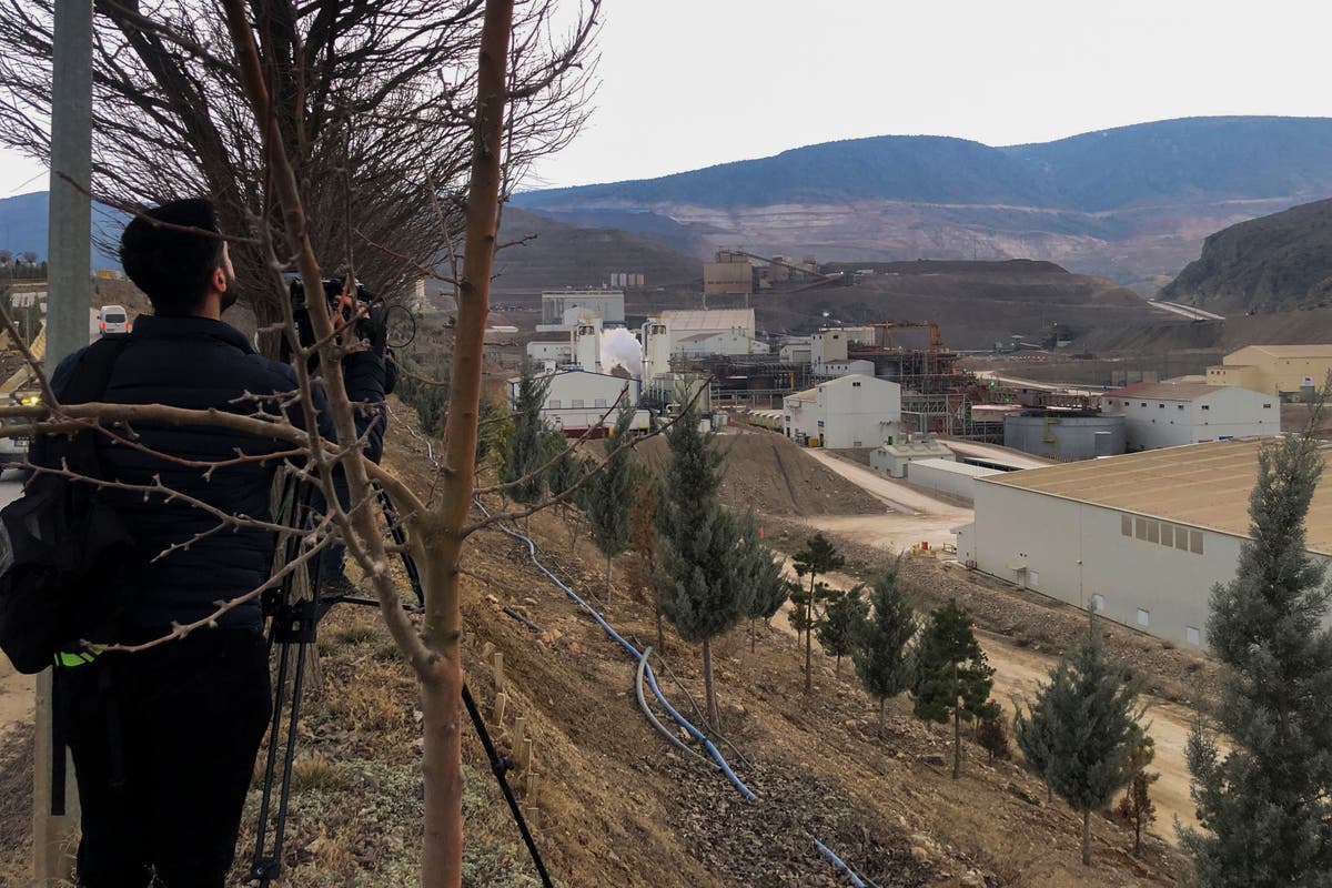 9 gold mine workers are missing in Turkey after a landslide that carries environmental risks