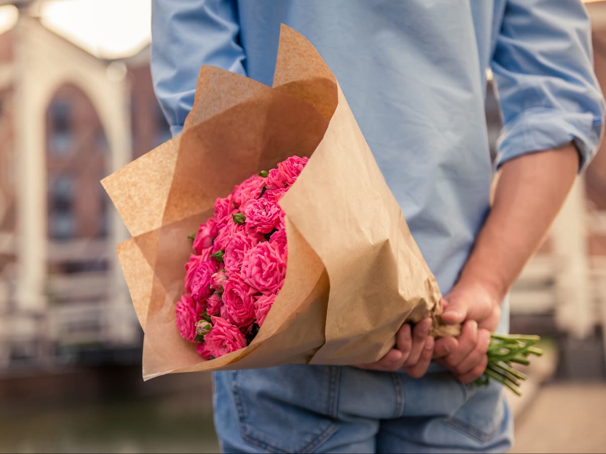 Valentine&rsquo;s Day: What certain flowers say about your relationship