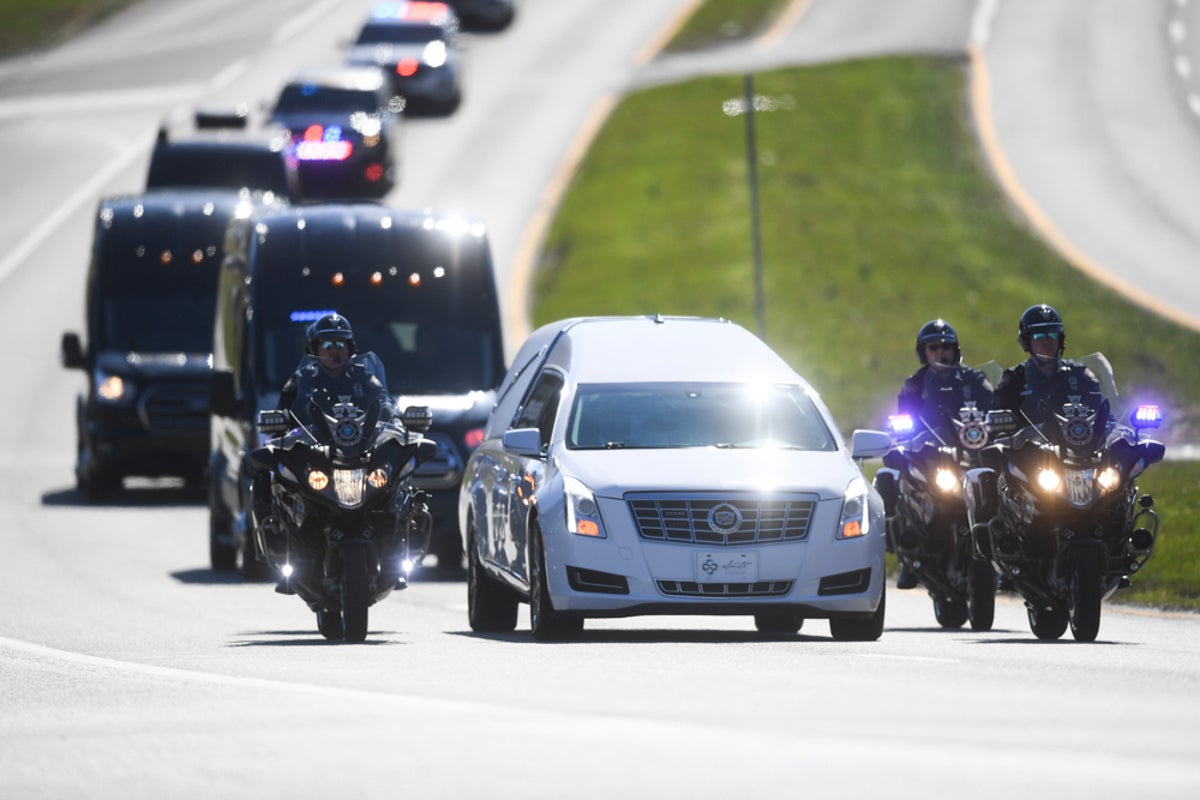 Man accused of killing Tennessee deputy taken into custody, sheriff ...