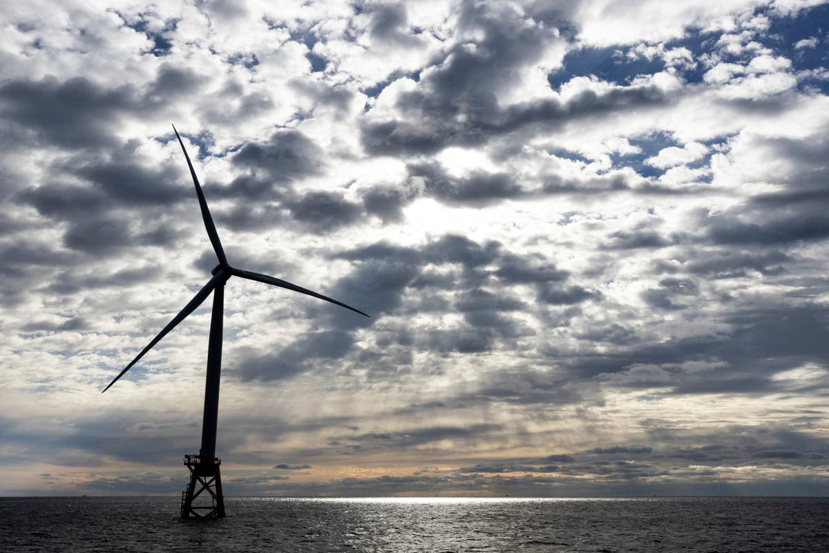 Feds finalize areas for floating offshore wind farms along Oregon coast