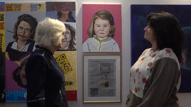 <p>Queen’s five-word response to Princess Charlotte painting on display at London art studio.</p>