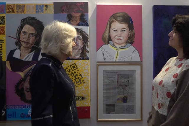 <p>Queen’s five-word response to Princess Charlotte painting on display at London art studio.</p>