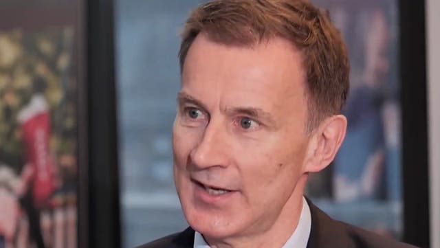 <p>UK recession: Jeremy Hunt insists Tory party ‘must stick to our guns’ over economy.</p>