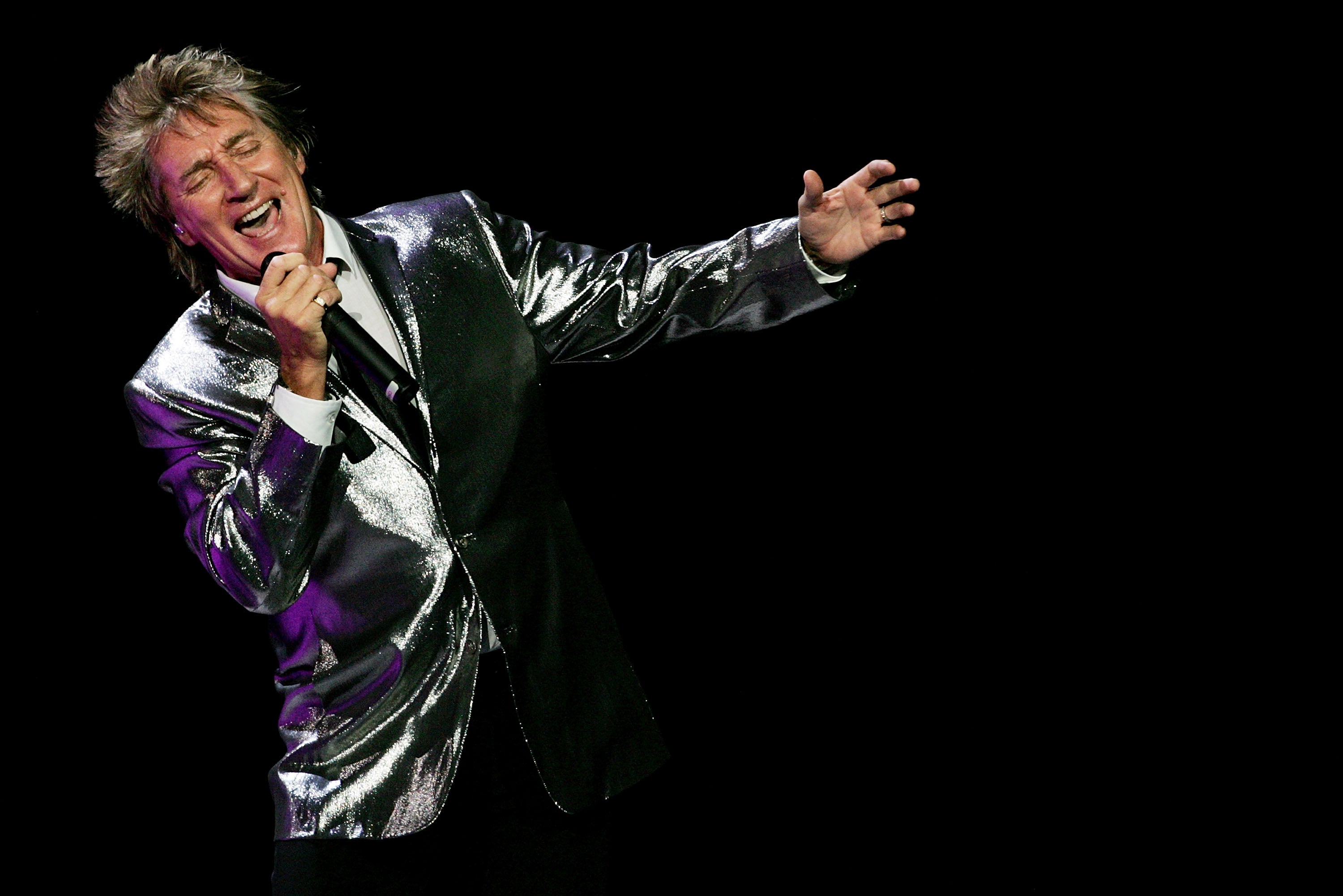 Rod Stewart performing in Sydney, Australia in 2008