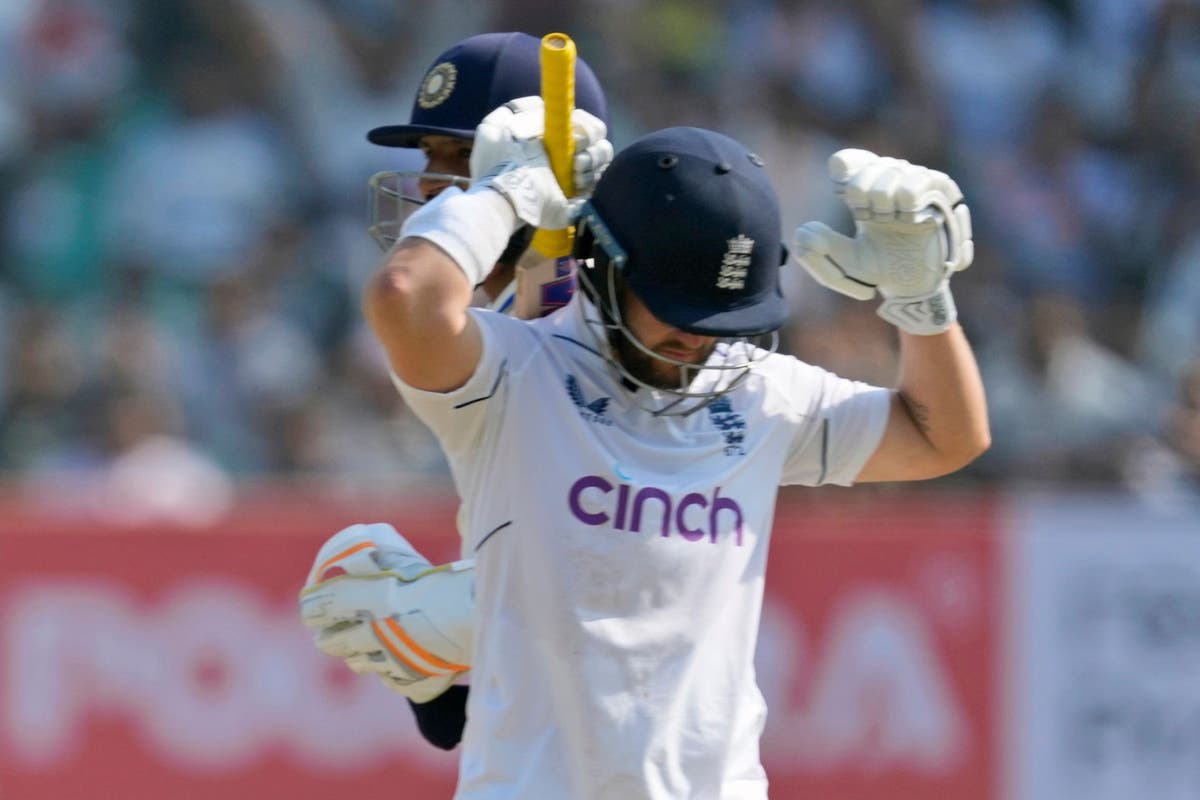 England collapse leaves India in full control of third Test