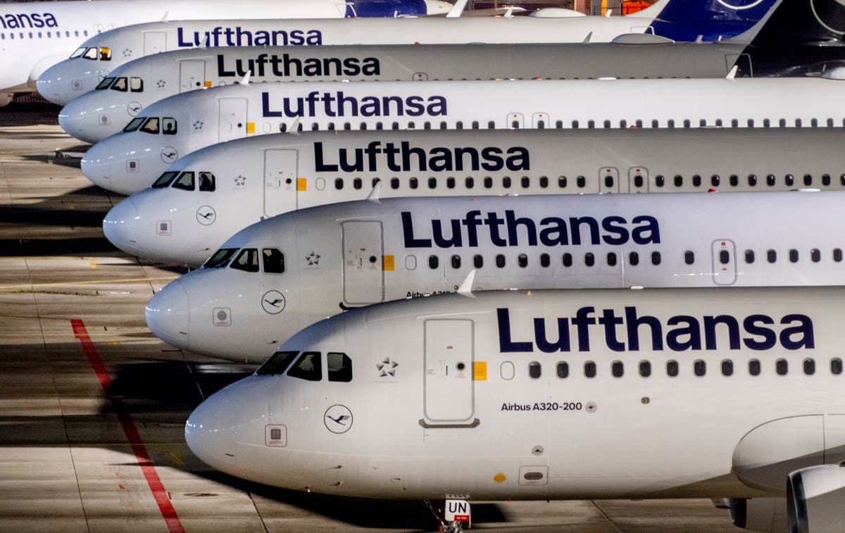 German labor union calls on Lufthansa ground staff to strike at 7 airports on Tuesday