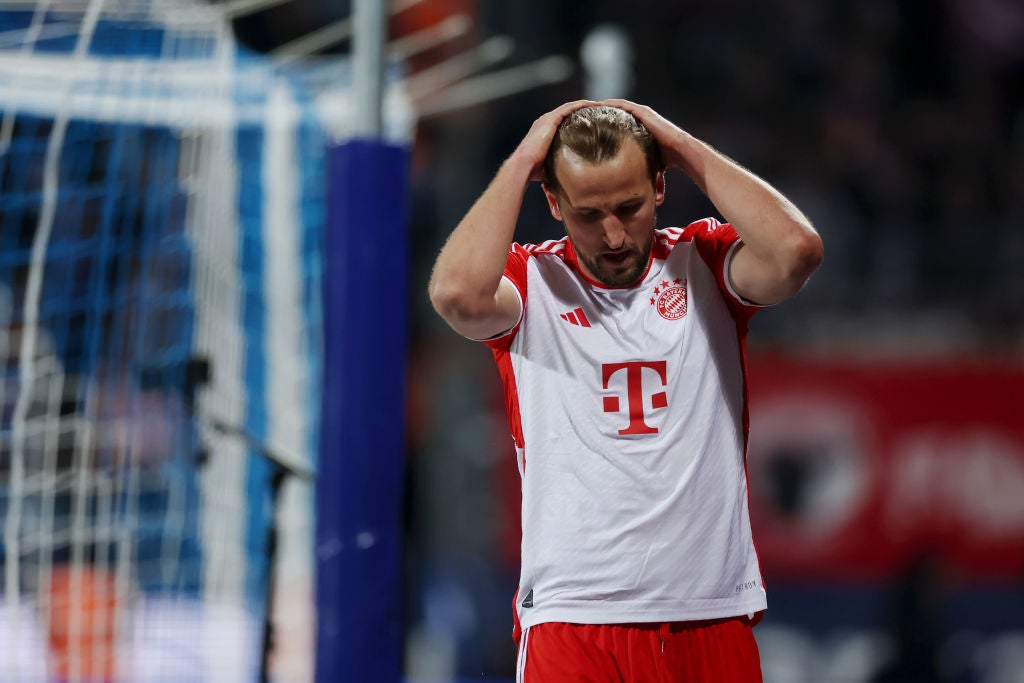 Harry Kane reacts as Bayern failed to cut the gap to leaders Leverkusen