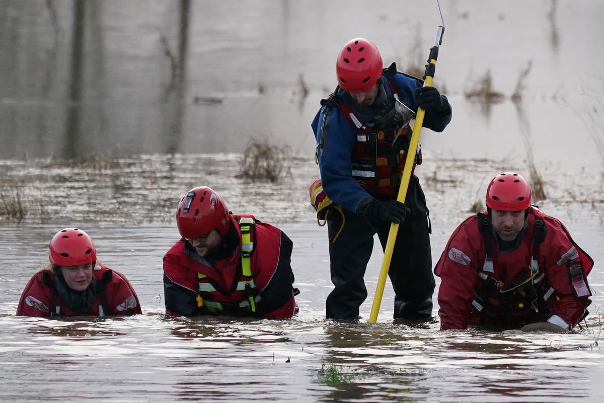 Leicester river search – latest: CCTV shows moment missing toddler fell into water as police step up search