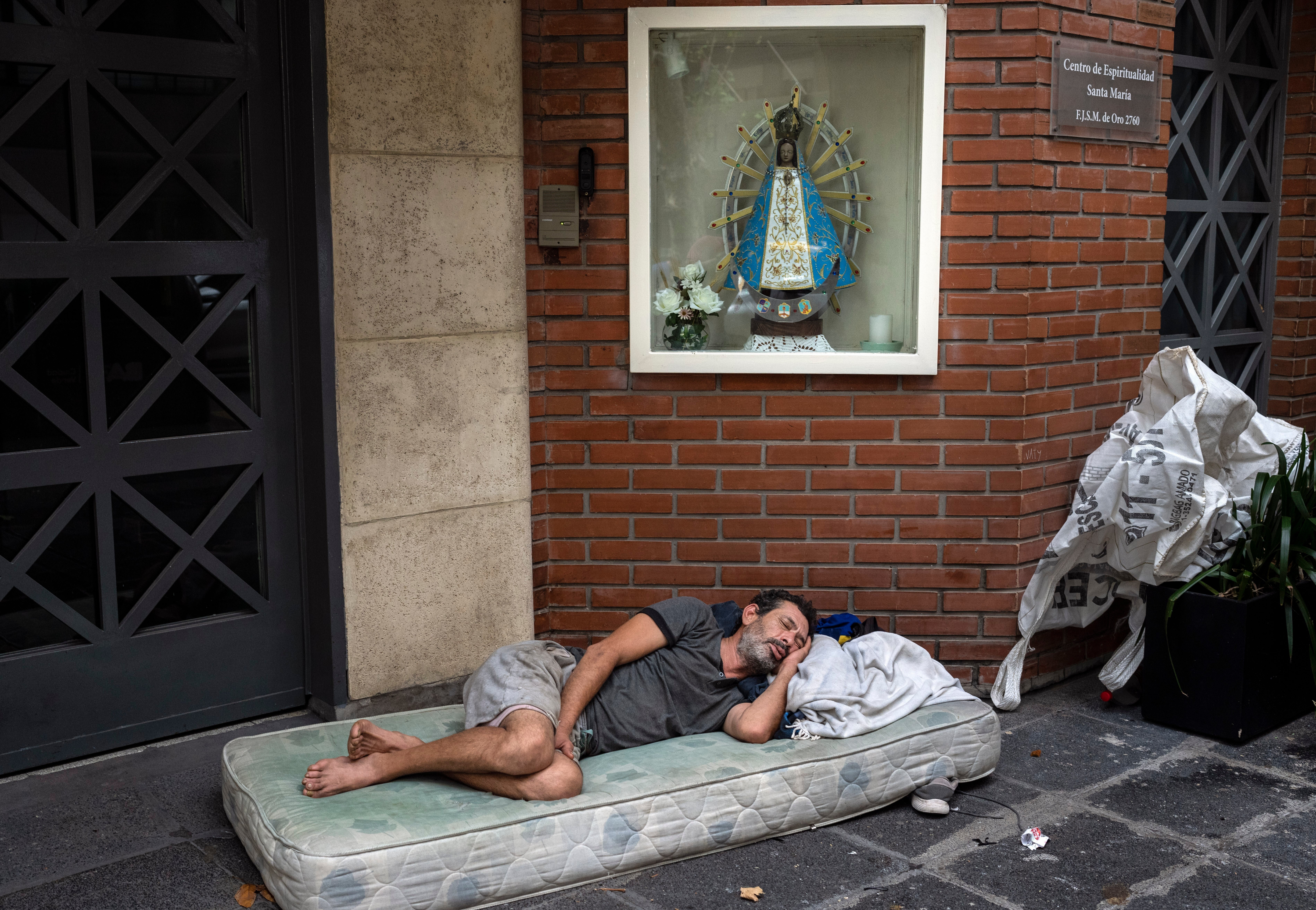 AP EXPLICA-ARGENTINA POBREZA