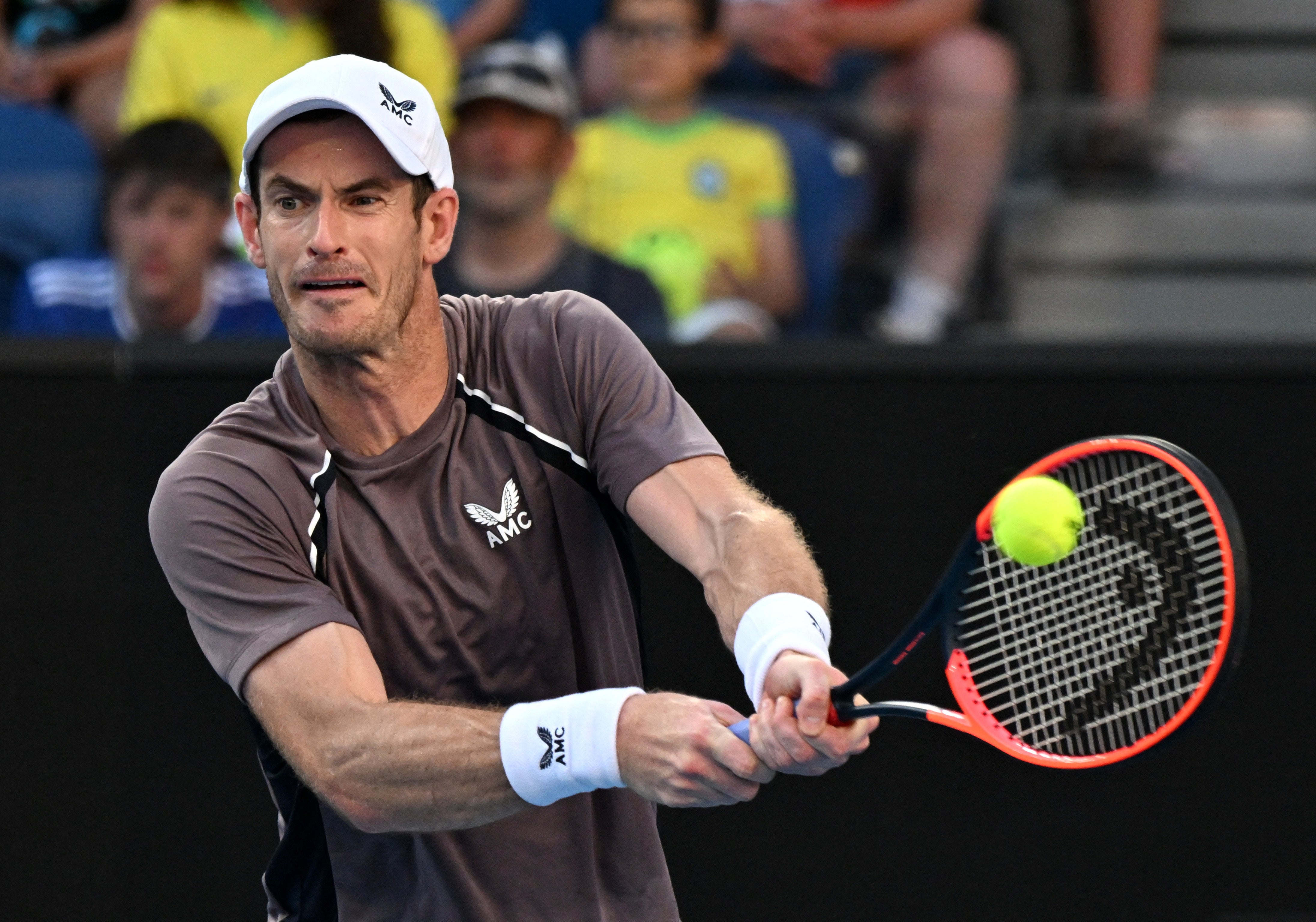 Andy Murray triumphed in the first round of the Qatar Open