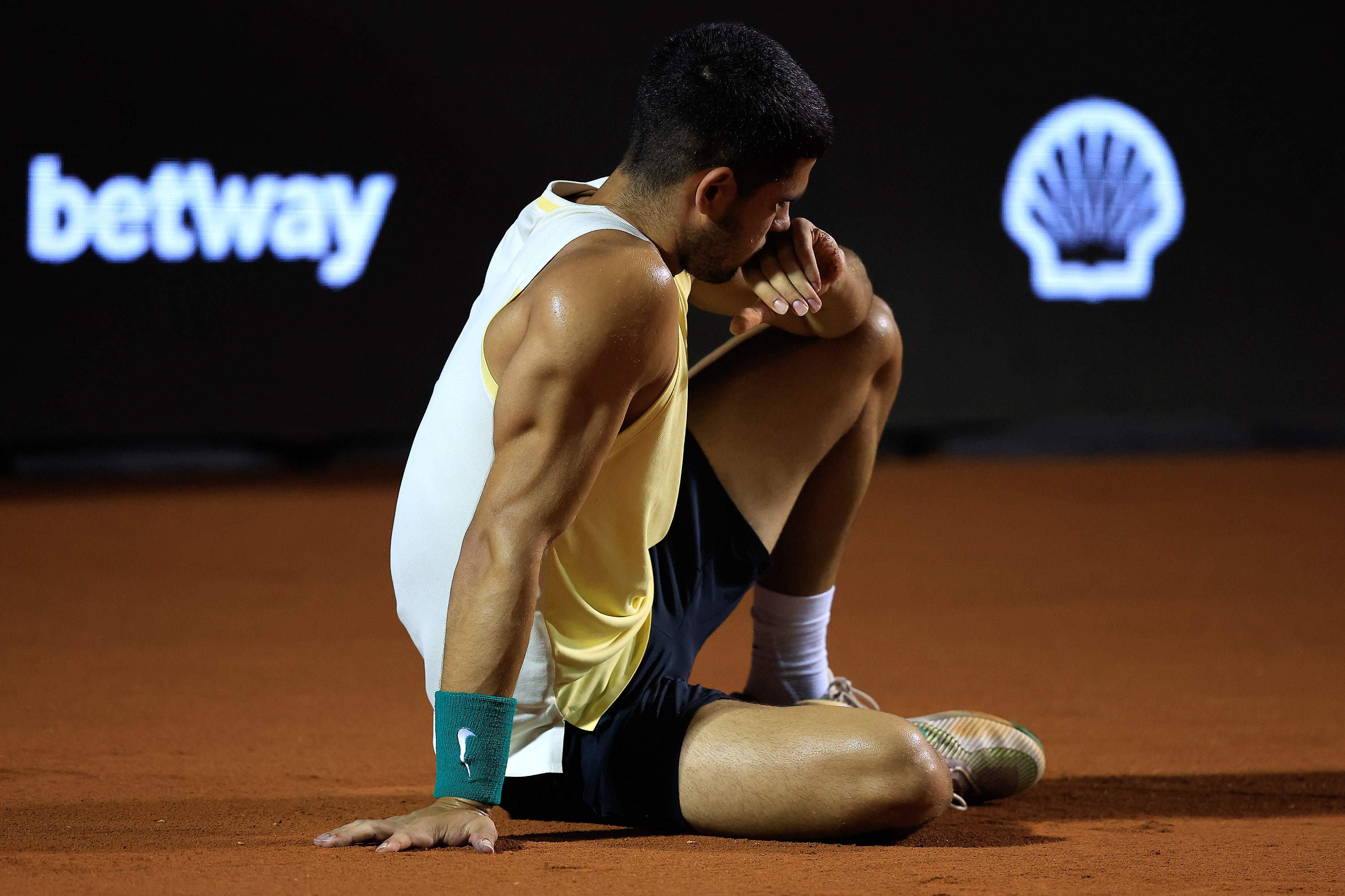 Carlos Alcaraz retired from the Rio Open with an ankle injury