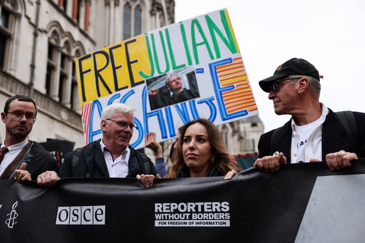 Assange and US Justice Department discussing guilty plea &ndash; report