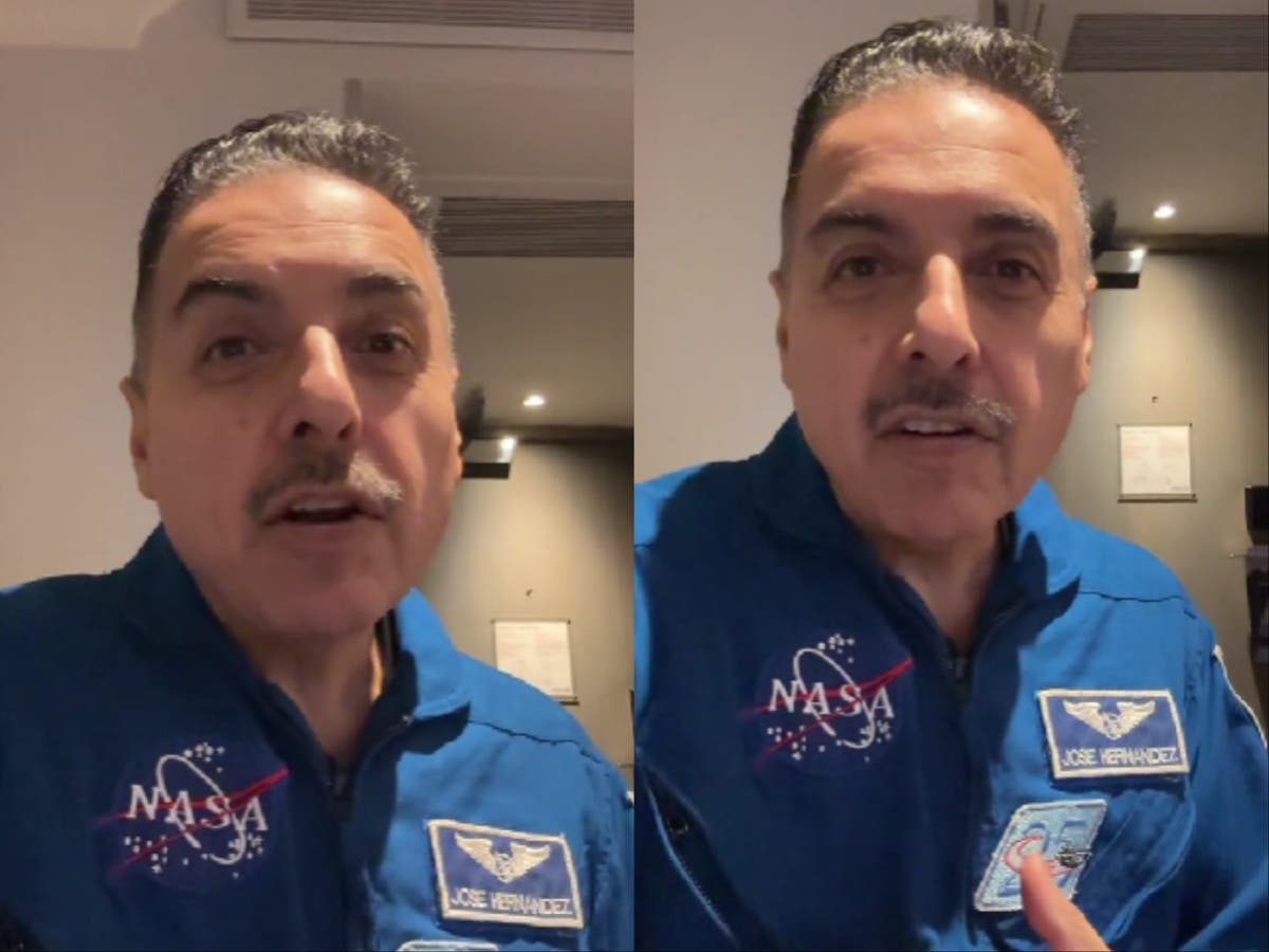 Astronaut reassures child who threw out space shirts after classmates mocked him