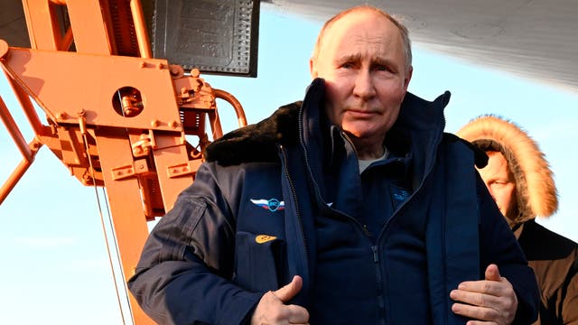 Putin Flight Putin takes a flight in nuclear-capable bomber in a tough message to ...