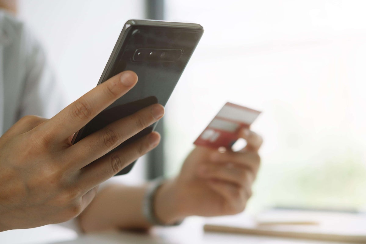 More than a million current account switches in year as bank apps attract savers More than a million current account switches in year as bank apps attract savers