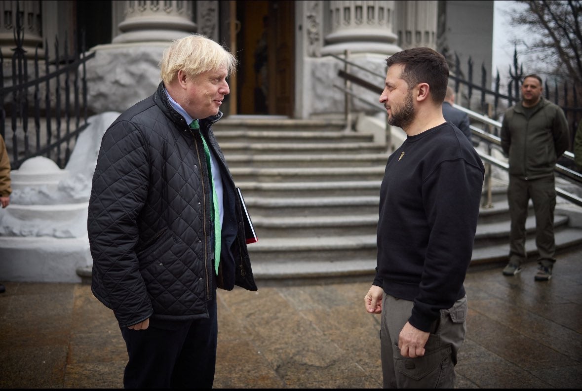 Boris Johnson pictured alongside Volodymyr Zelensky