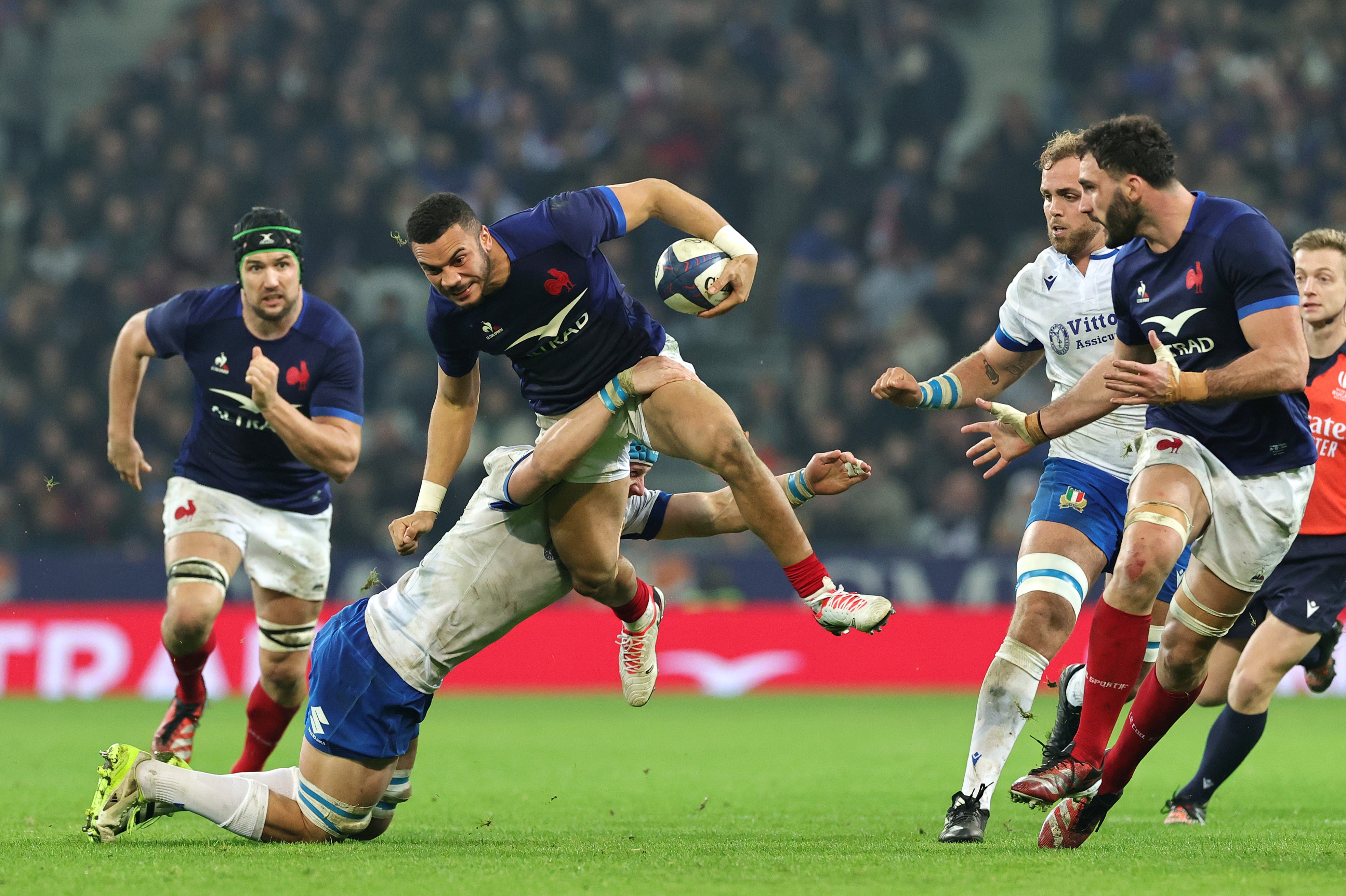 Italy have defended impressively against France this afternoon