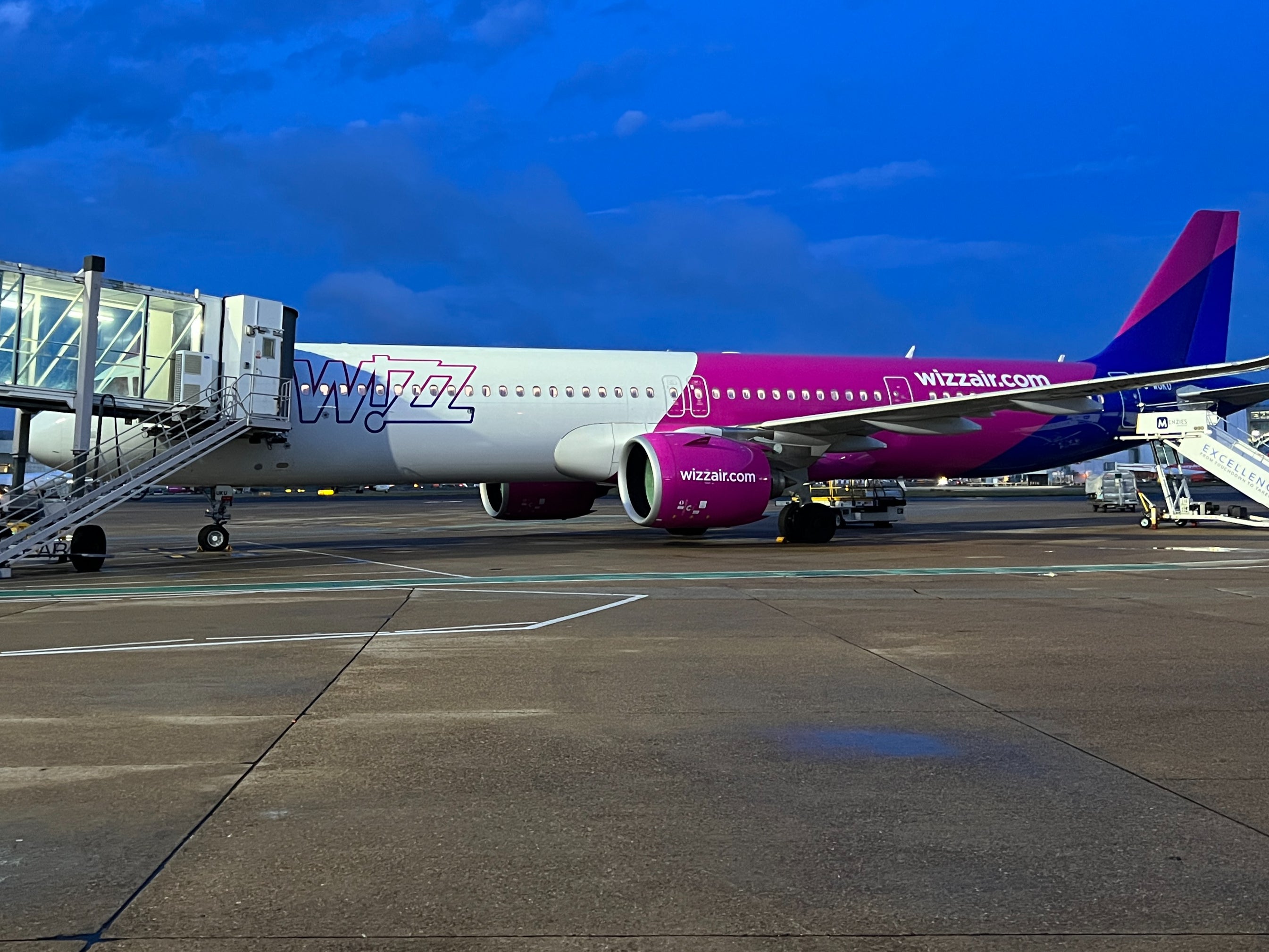 Blue sky thinking? Wizz Air Airbus A321 at London Gatwick airport