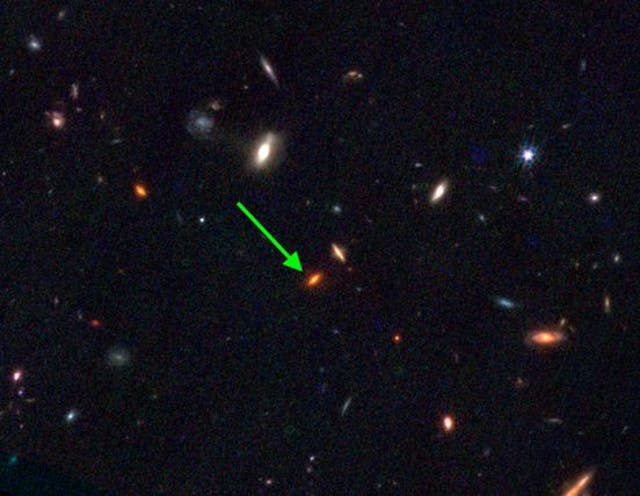 <p>JWST-7329: a rare massive galaxy that formed very early in the Universe</p>