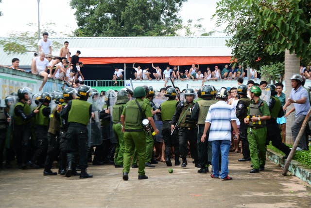 <p>File Policemen try to prevent drug addicts from escaping a compulsory rehabilitation centre in the southern province of Dong Nai in 2016</p>