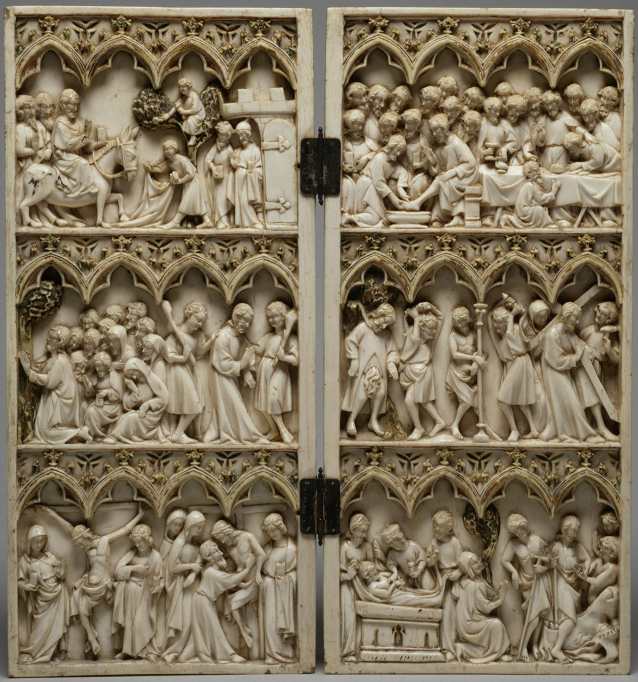 This 14th century French artwork, now in the Walters Art Museum in Baltimore, gives some idea of what the complete 12th century masterpiece might have looked like
