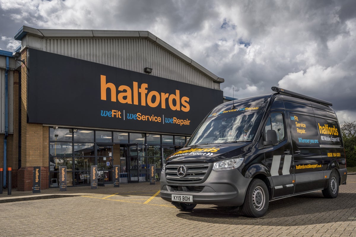 Halfords slashes profits guidance as wet weather drags on sales