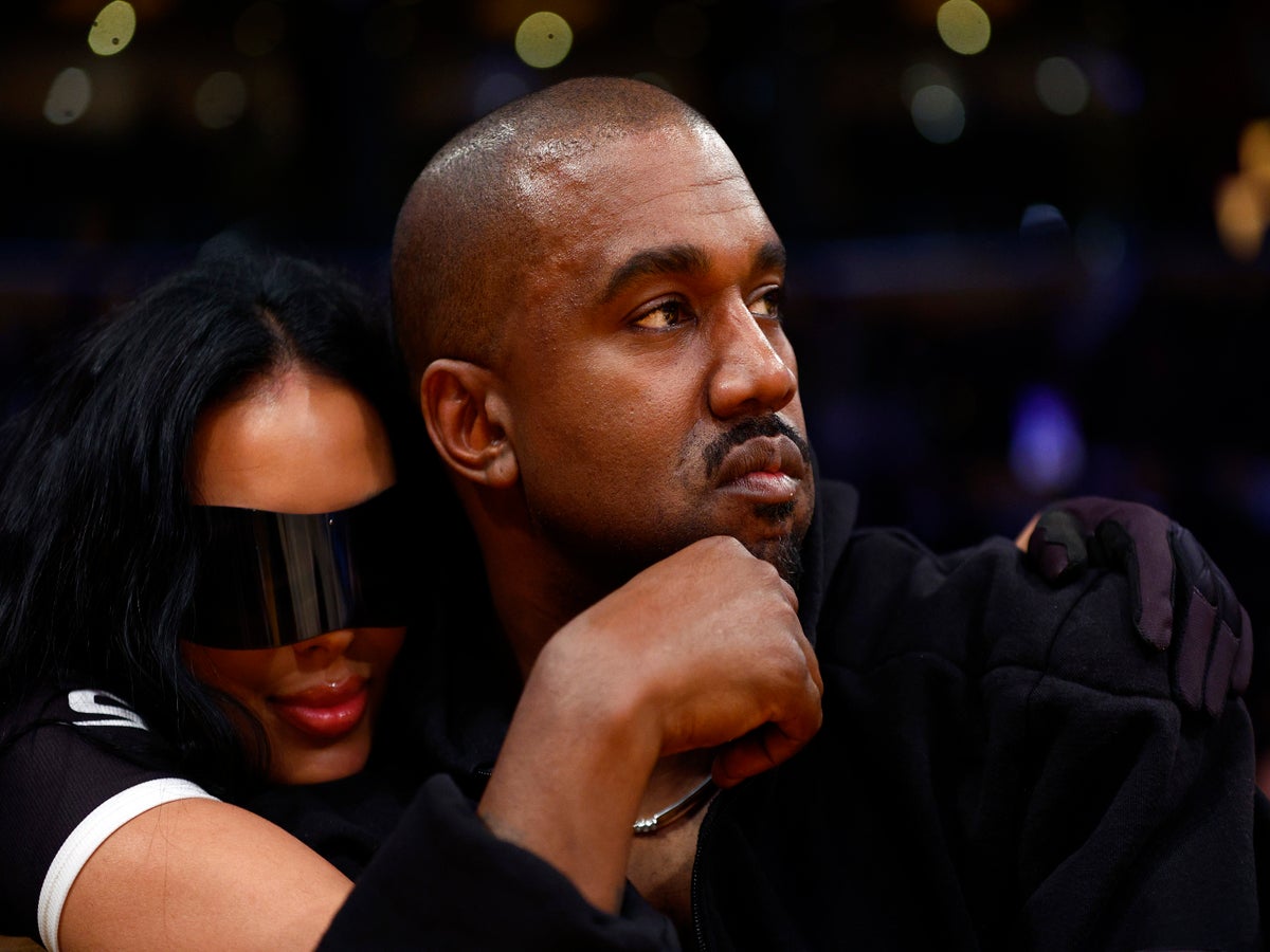 Kanye West Faces Lawsuit From Donna Summer Estate Over Vultures 1 Song