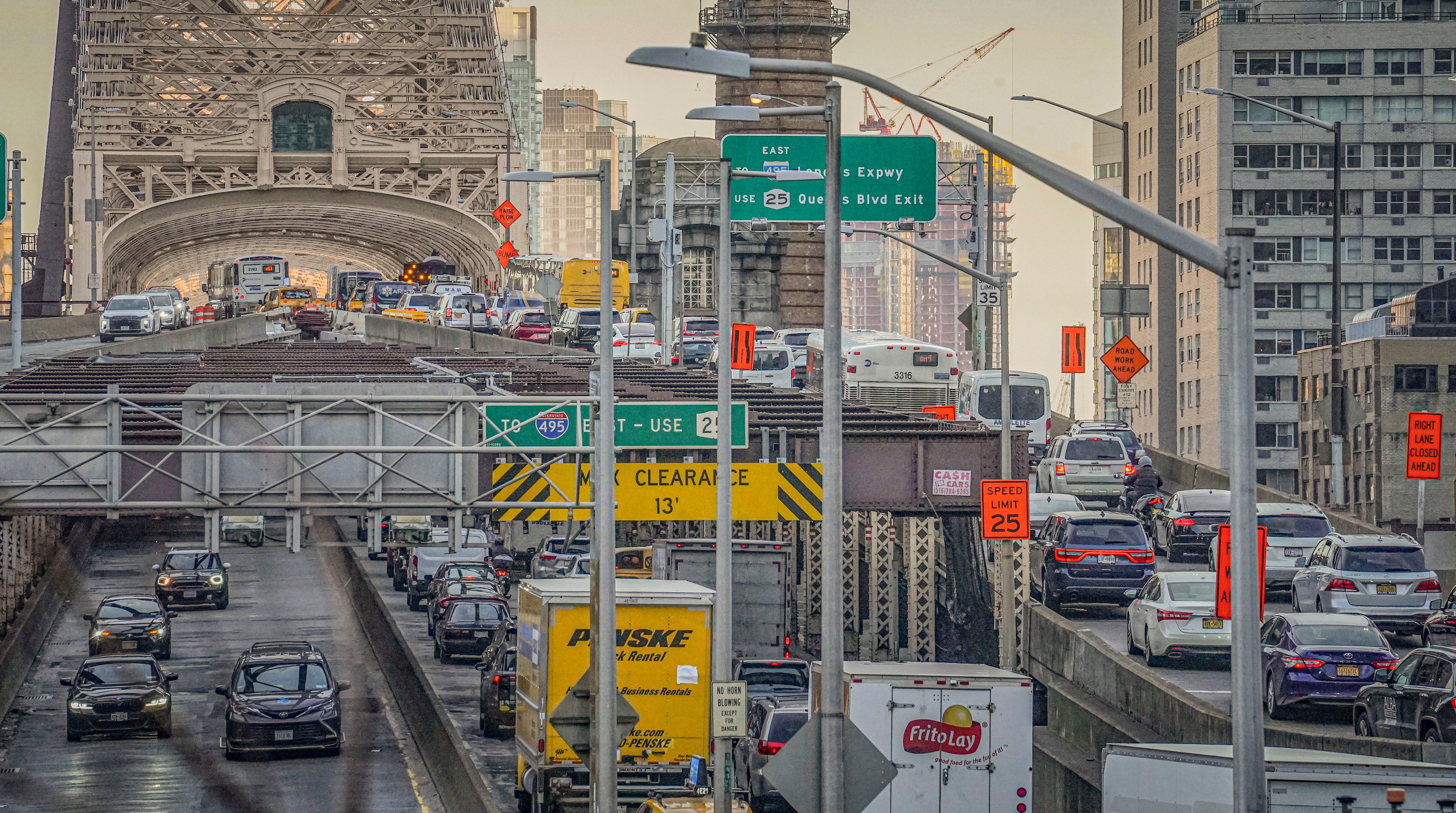 <p>Traffic stopped on the Queensboro Bridge in New York City. Police in New York announced there has been a spike in threats made in September against bridges and tunnels between Manhattan and Queens and other city infrastructure</p>