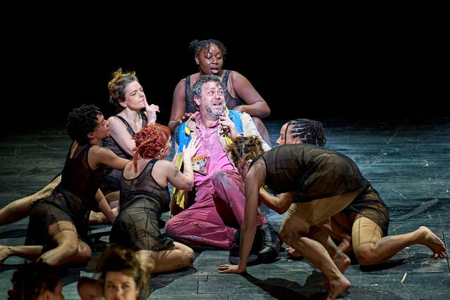 <p>David Stout (Papageno) and the cast of ENO’s ‘The Magic Flute’</p>