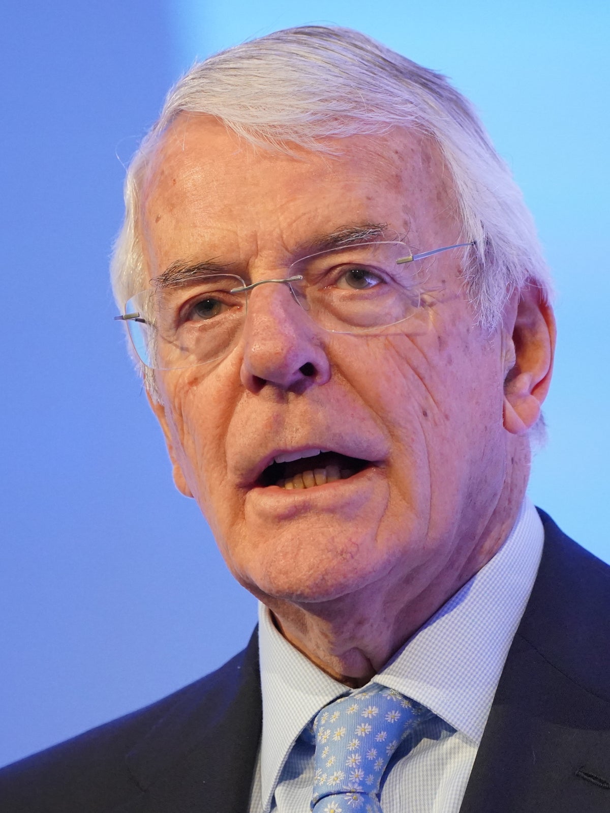 John Major urges Jeremy Hunt to prioritise defence spending over tax cuts in Budget