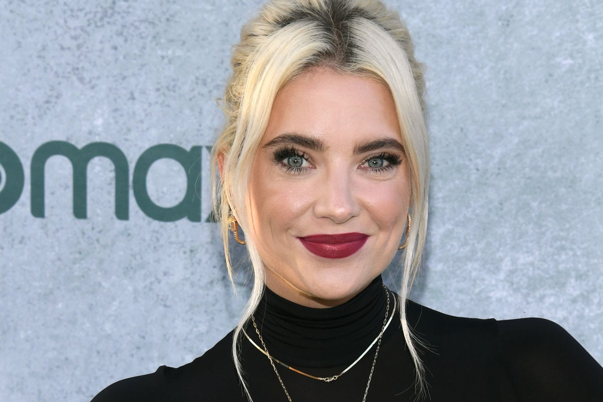 ashley branson net worth - Ilustrasi 2