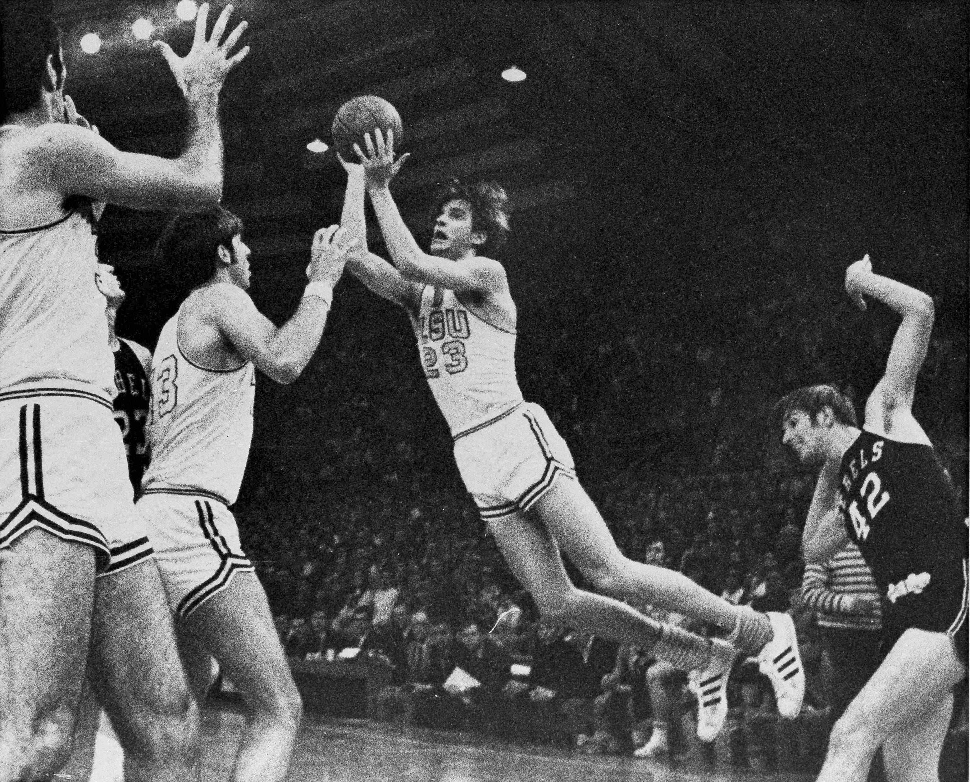 Maravich's Mark Basketball