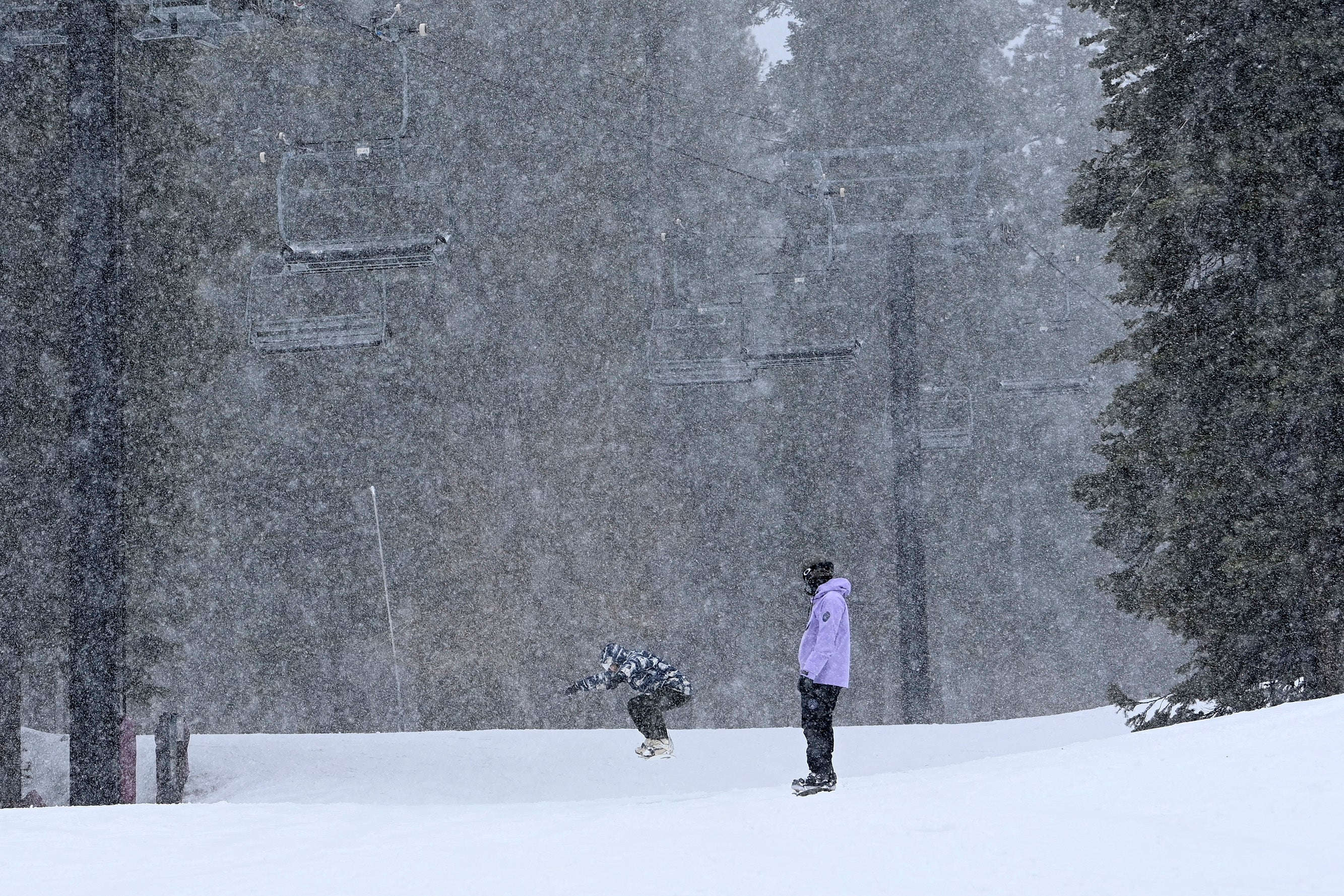 How much snow fell in Northern California and the Sierra Nevada? Snowfall over 7 feet
